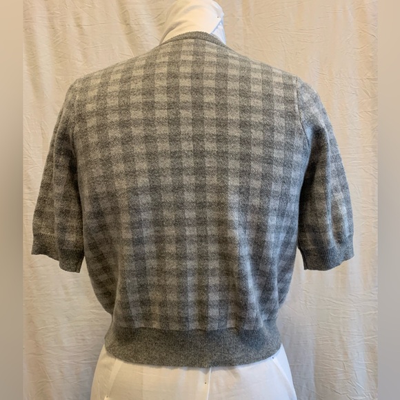 Grey Short Sleeve Knit Sweater Top Soft Textured Casual Layer - Picture 3 of 6